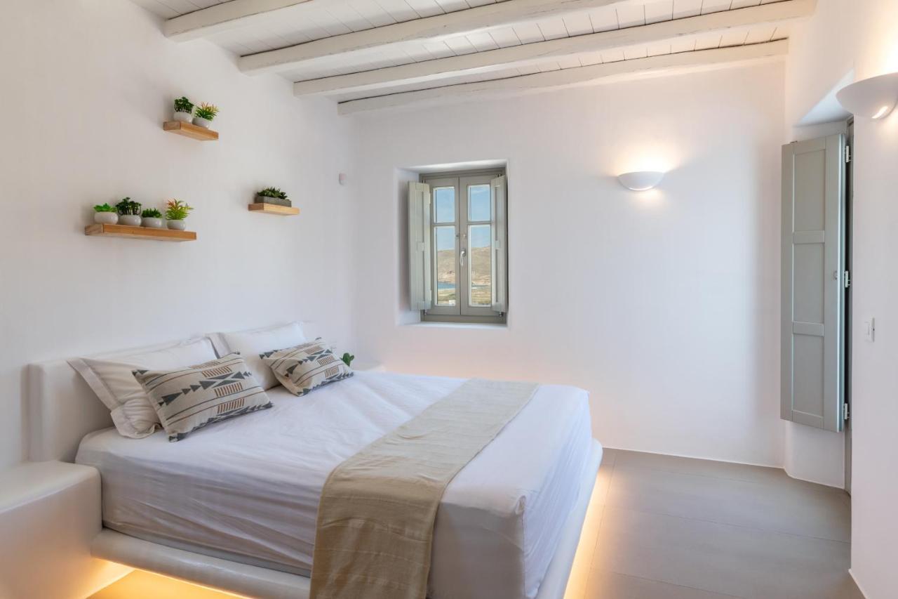 Mykonos Ag Villas In Ftelia Beach Exterior photo