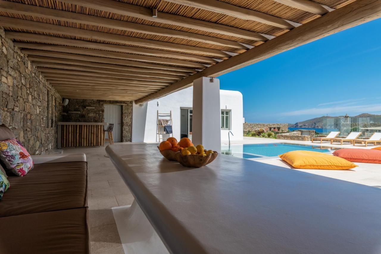 Mykonos Ag Villas In Ftelia Beach Exterior photo